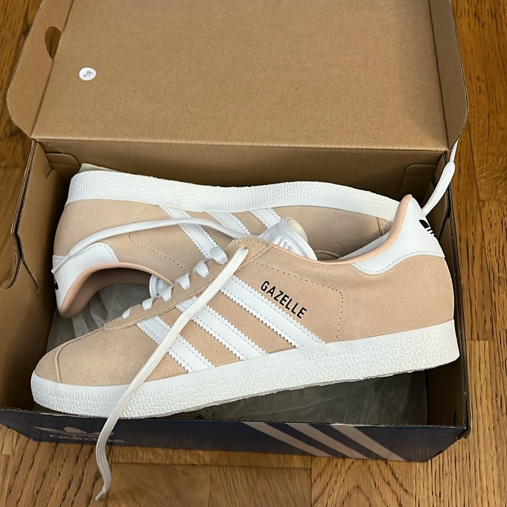 Adidas Gazelle Neutral Women’s 7